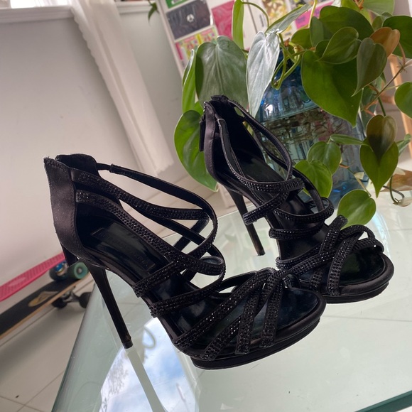 BCBGMAXAZRIA high heels - Picture 4 of 5